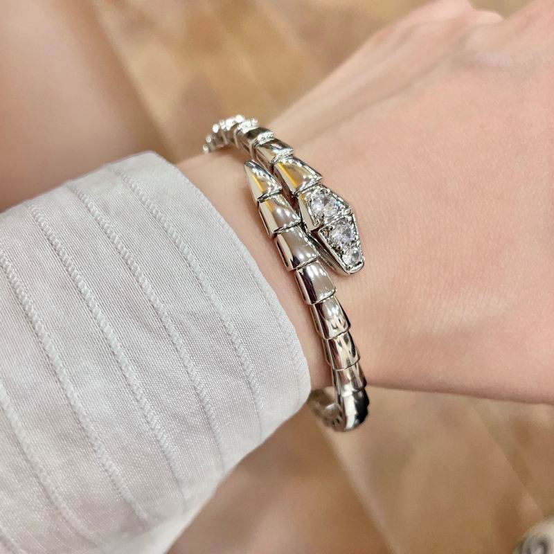 Bvlgari Bracelet 04yxs01 (2)