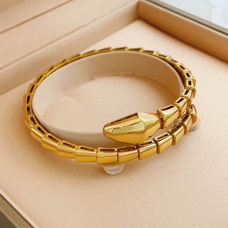 Bvlgari Bracelet 04yxs33 (2)