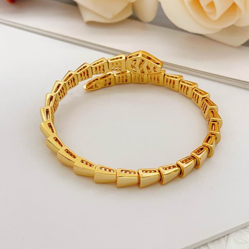 Bvlgari Bracelet 04yxs53 (13)