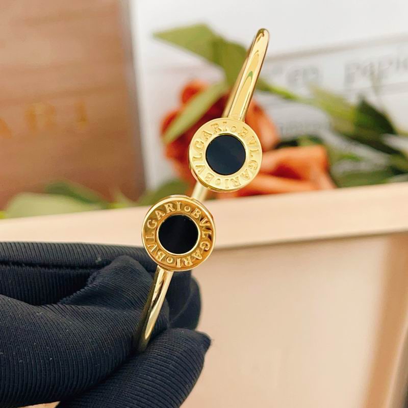 Bvlgari Bracelet 04yxs55 (10)