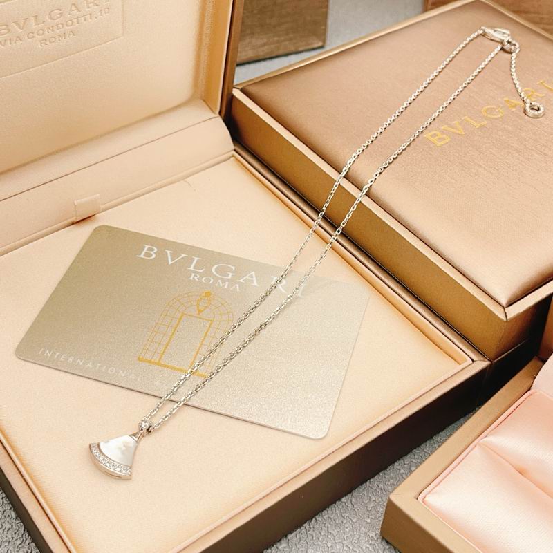 Bvlgari Necklace 02yxs37 (3)