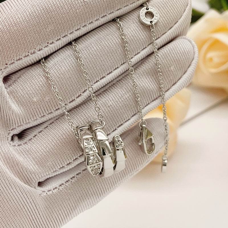 Bvlgari Necklace 02yxs45 (11)
