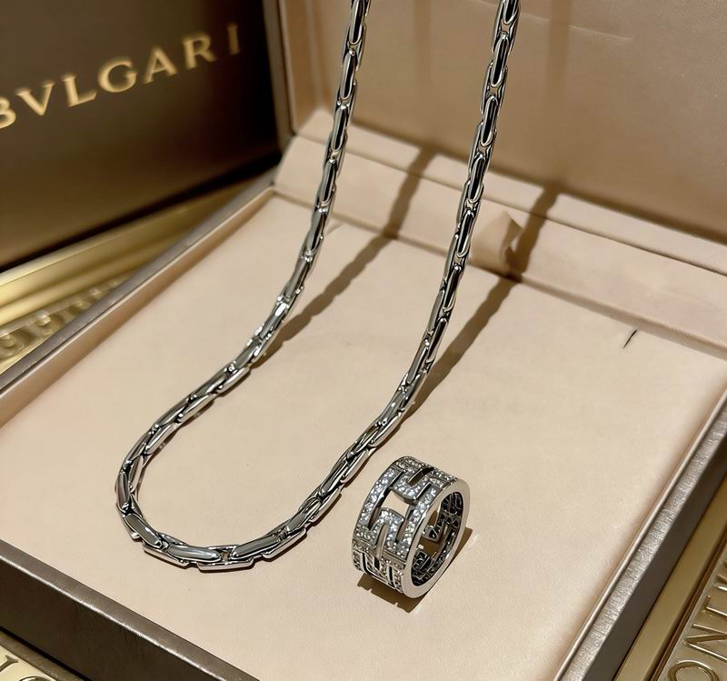 Bvlgari Necklace 03yxs101 (3)