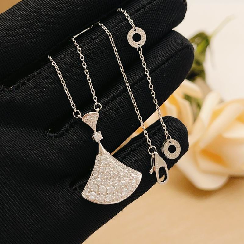 Bvlgari Necklace 03yxs30 (4)
