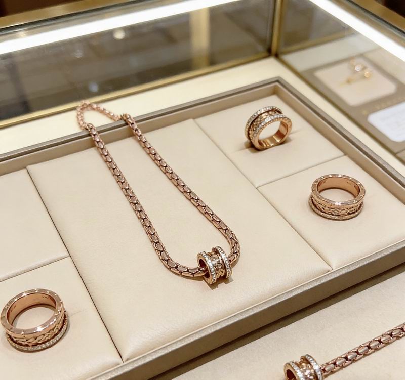 Bvlgari Necklace 03yxs35 (6)