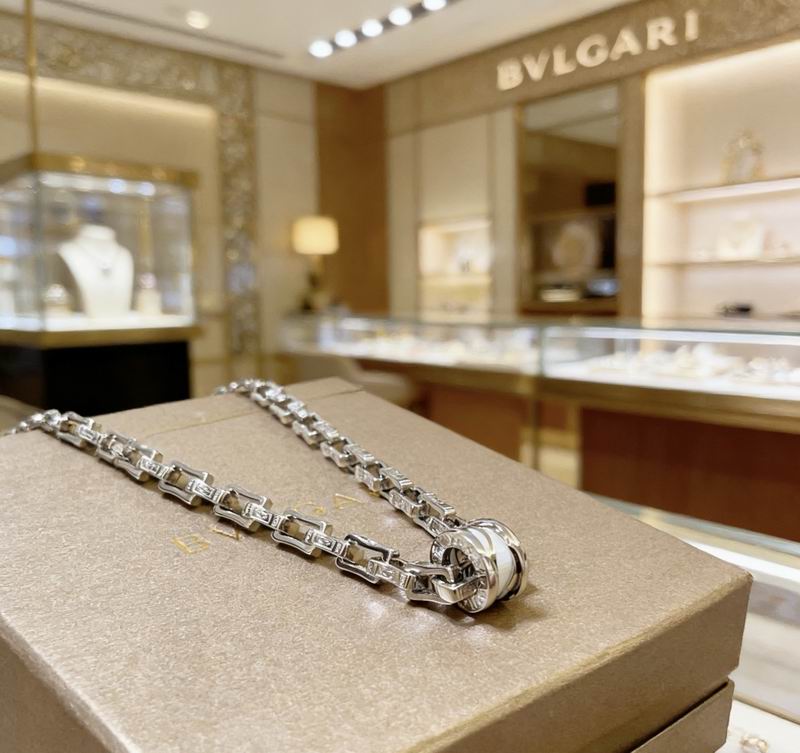 Bvlgari Necklace 03yxs61 (2)