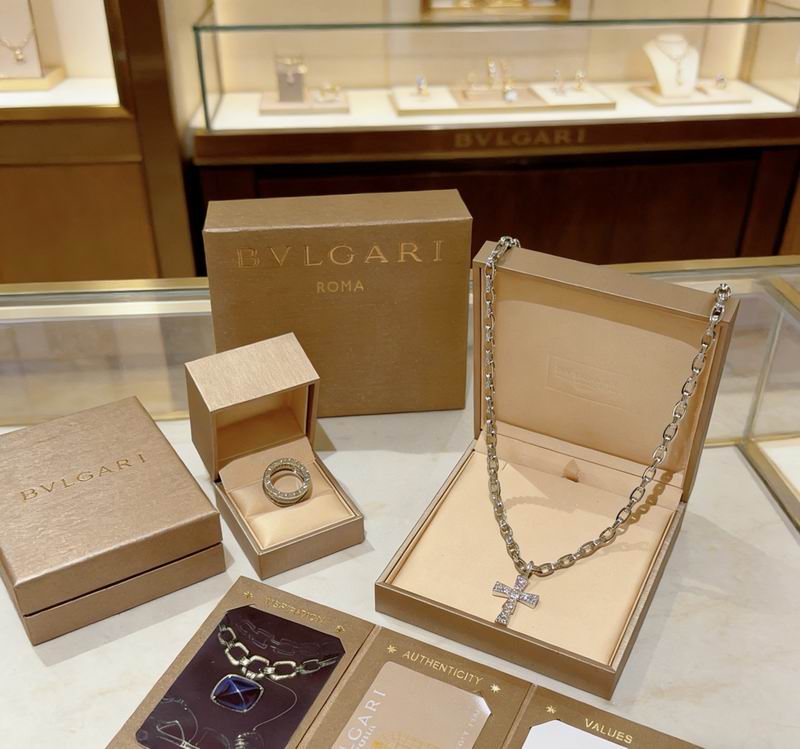 Bvlgari Necklace 04yxs05 (7)