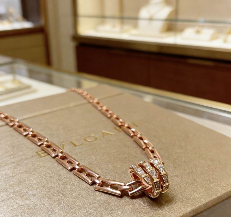 Bvlgari Necklace 04yxs07 (2)