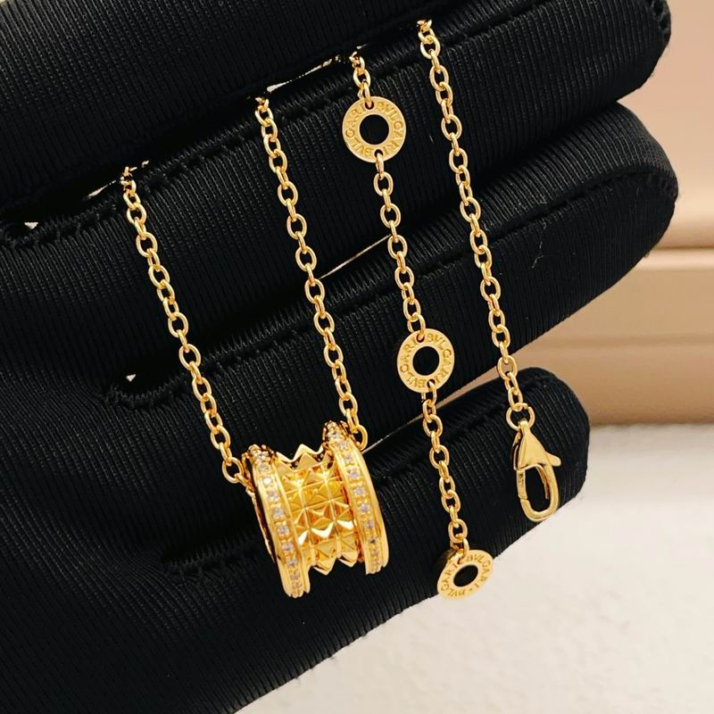 Bvlgari Necklace 04yxs101 (2)