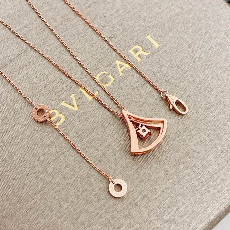 Bvlgari Necklace 04yxs153 (1)