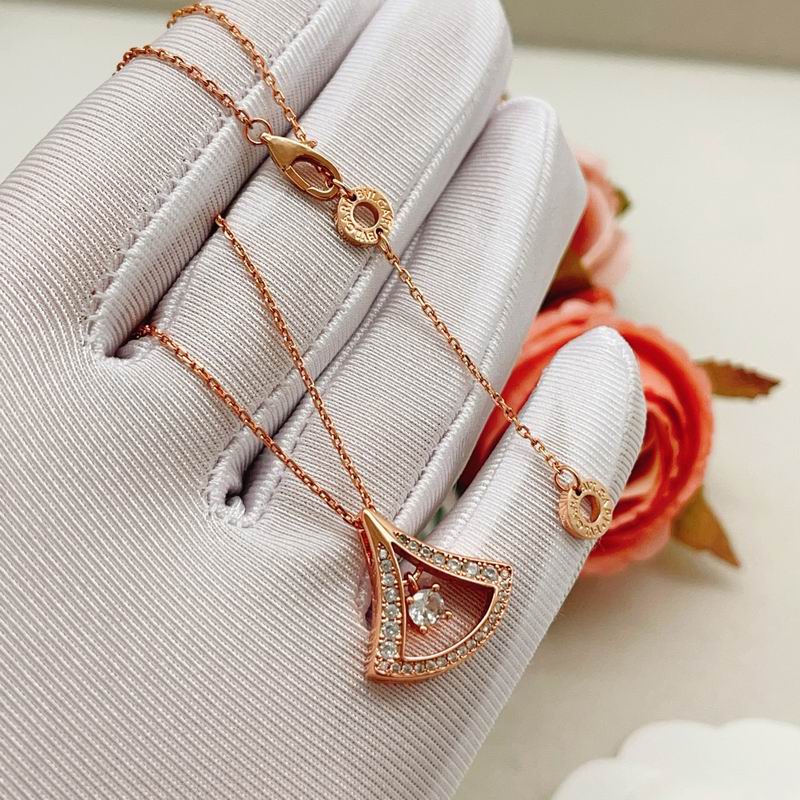 Bvlgari Necklace 04yxs153 (3)