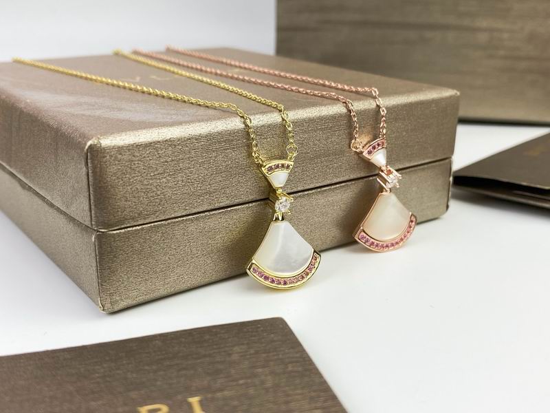 Bvlgari Necklace 04yxs168 (2)