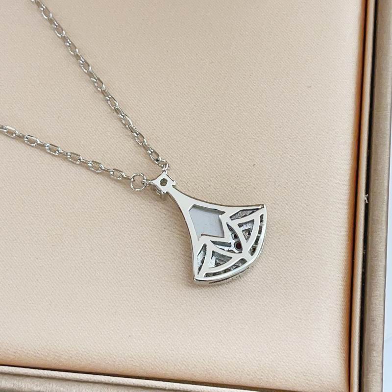 Bvlgari Necklace 04yxs67 (6)