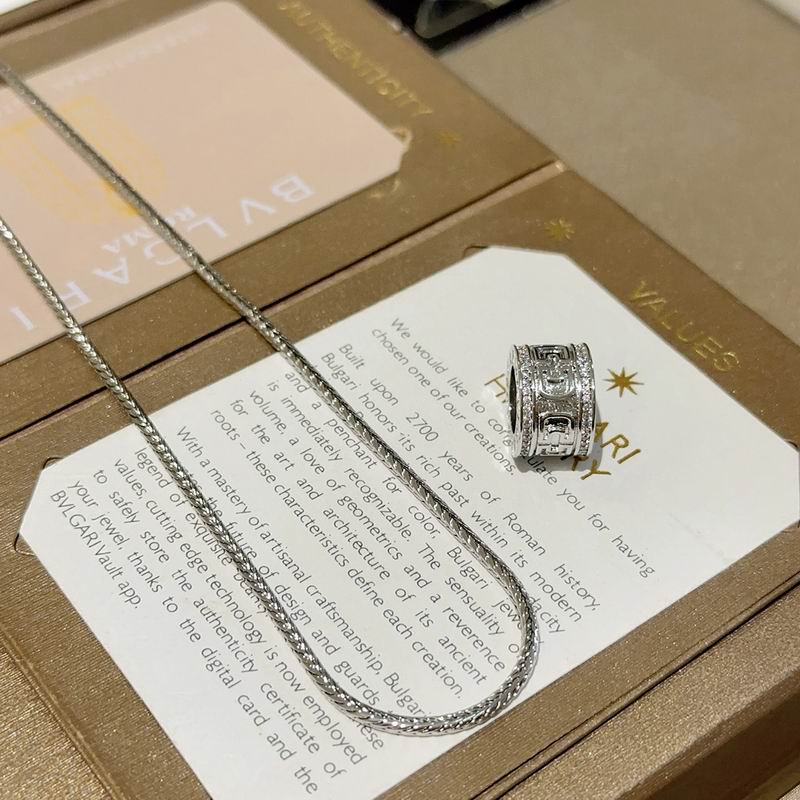 Bvlgari Necklace 05yxs08 (6)
