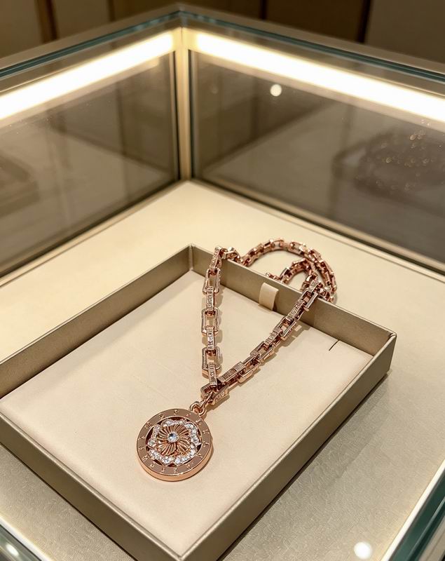 Bvlgari Necklace 05yxs33 (6)