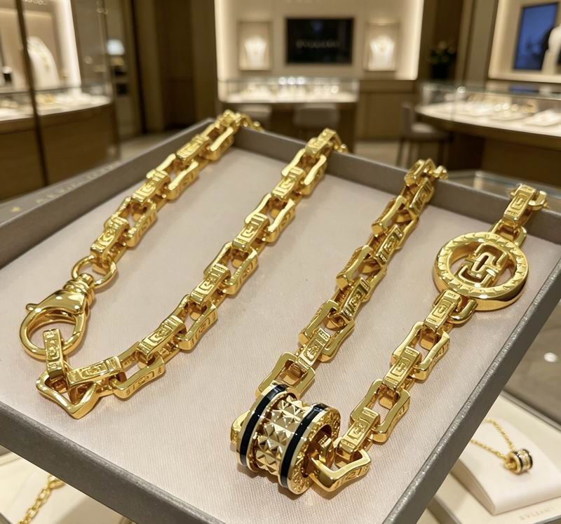 Bvlgari Necklace 05yxs76 (3)