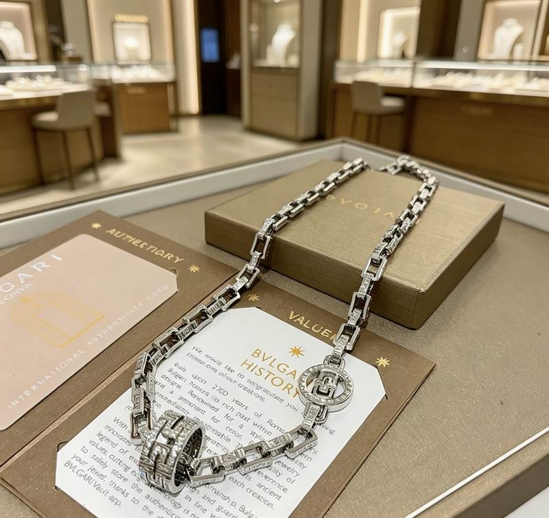 Bvlgari Necklace 05yxs77 (5)