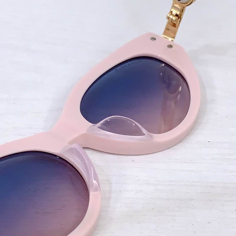 CHANEL 040552 18-145 B07