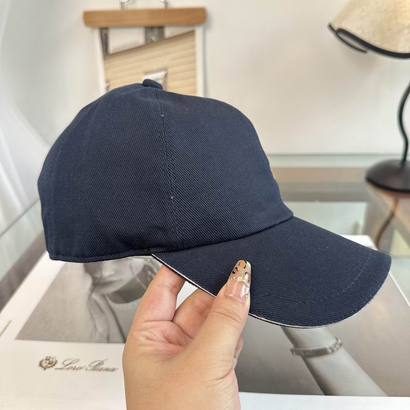 CHanel Cap dx (523)