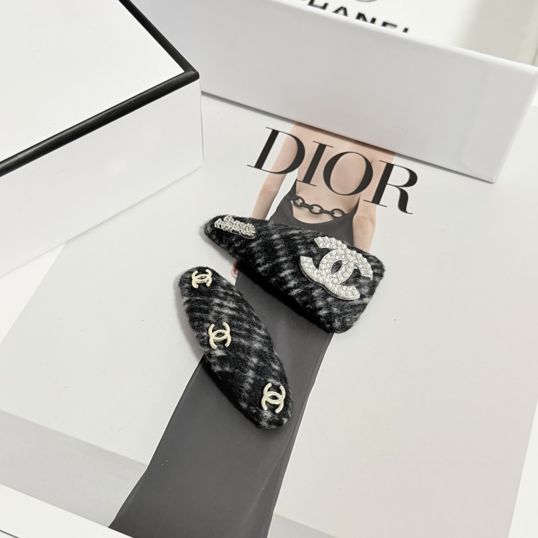 CHanel Hairpin hh (150)