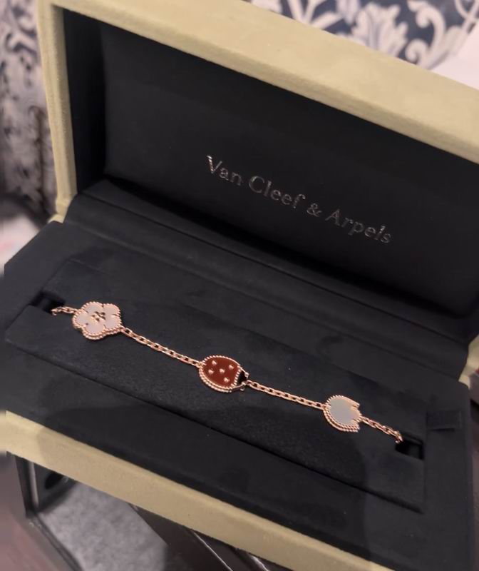CK Bracelet 03yxs06 (3)