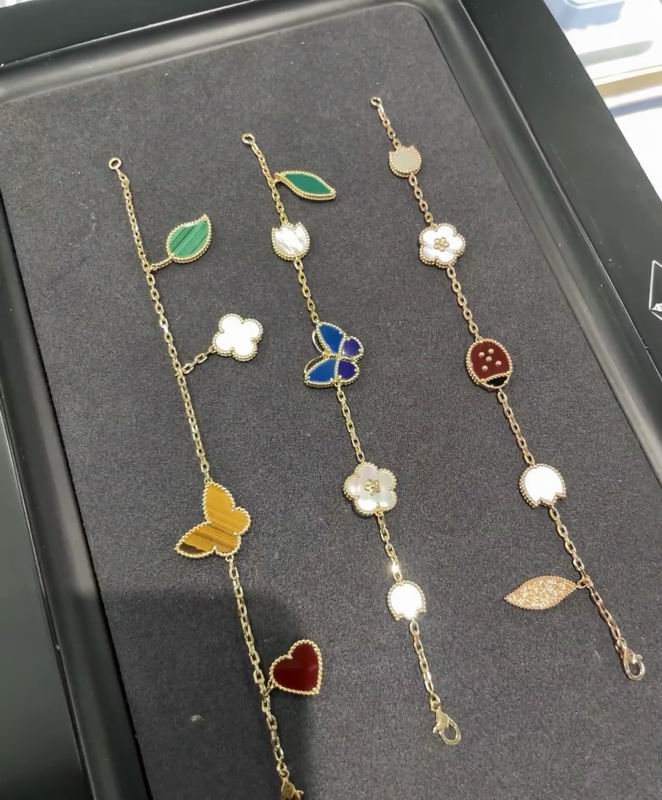 CK Bracelet 04yxs02 (1)