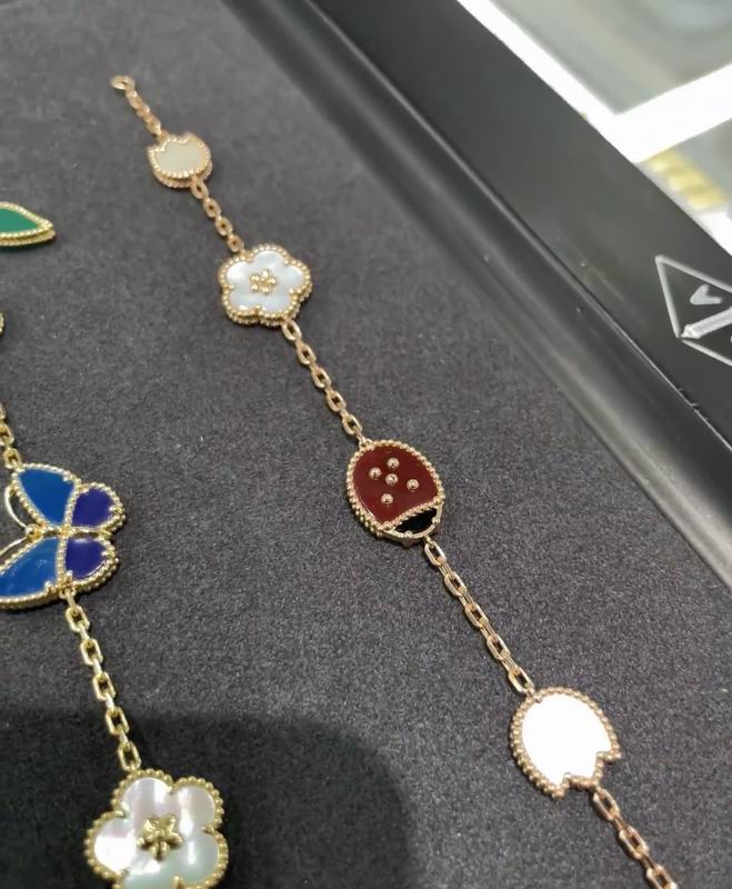 CK Bracelet 04yxs02 (5)