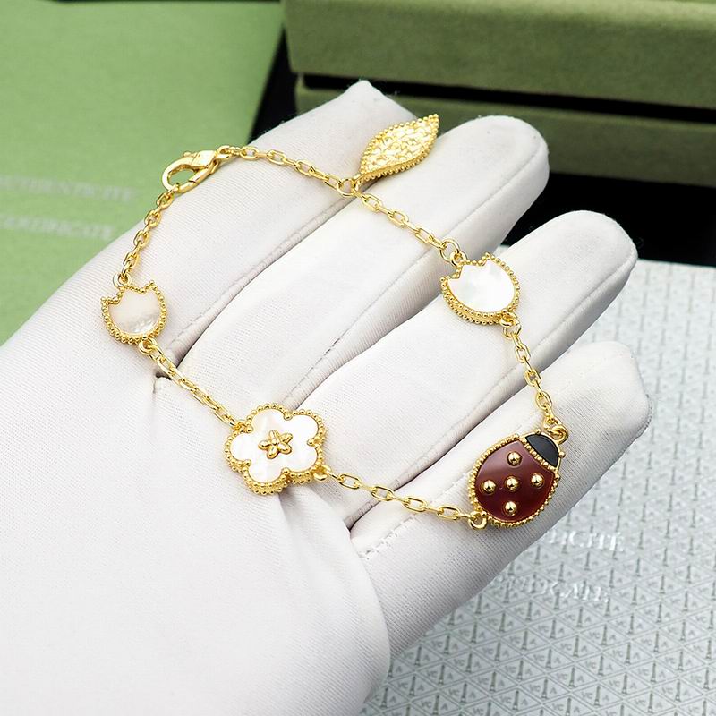 CK Bracelet 05yxs06 (15)