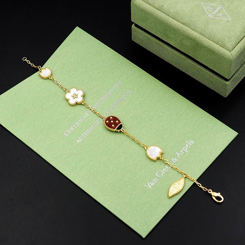 CK Bracelet 05yxs06 (19)