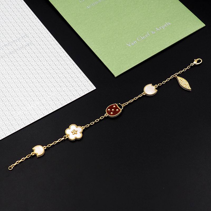 CK Bracelet 05yxs06 (21)