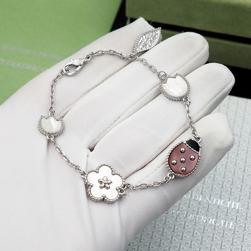 CK Bracelet 05yxs06 (28)