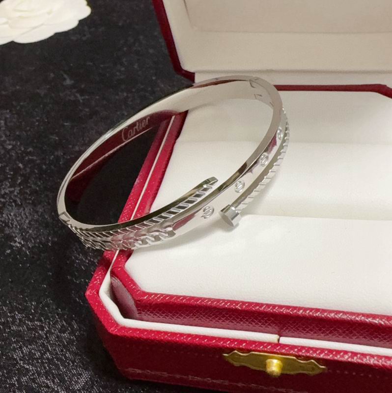 Cartier Bracelet 02yxs03 (2)