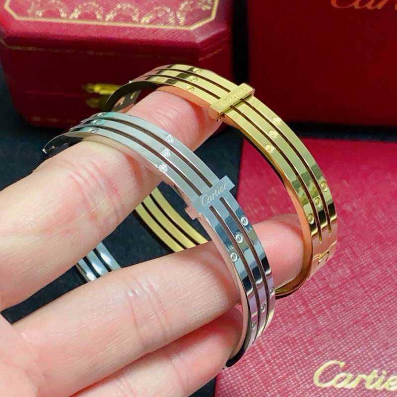 Cartier Bracelet 02yxs05 (5)