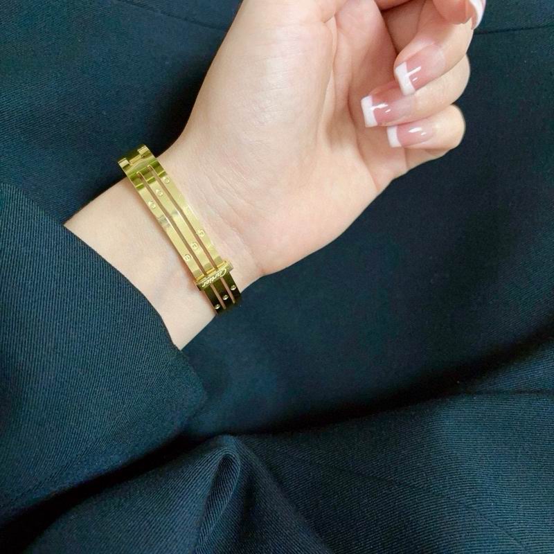 Cartier Bracelet 02yxs05 (7)