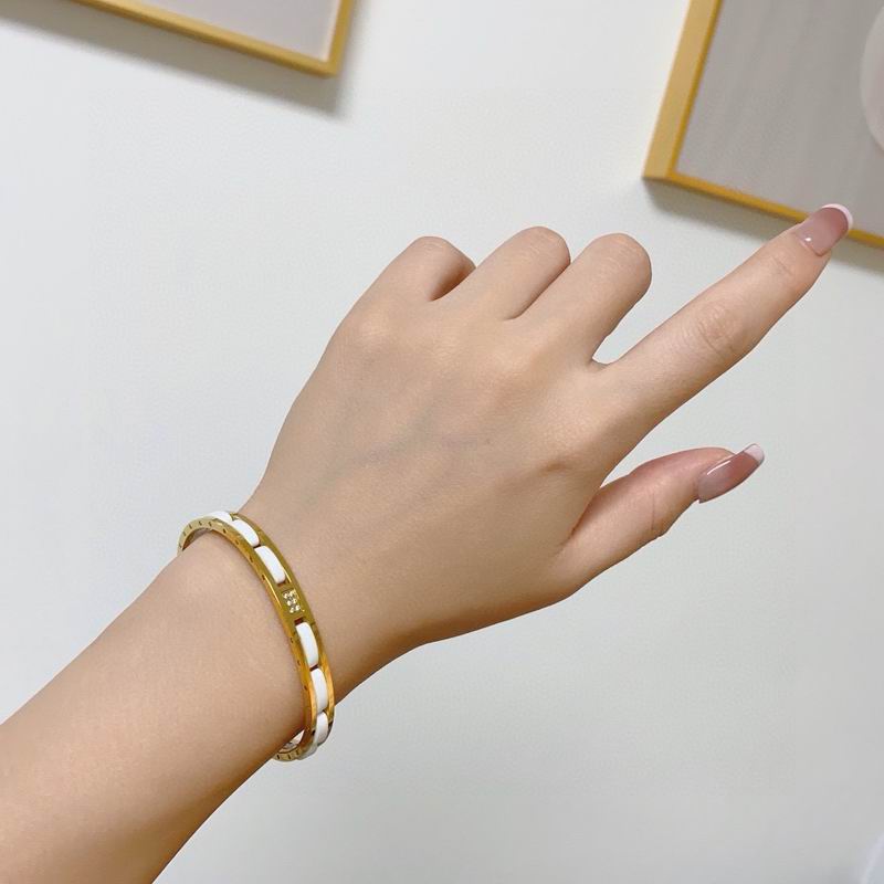 Cartier Bracelet 02yxs06 (2)
