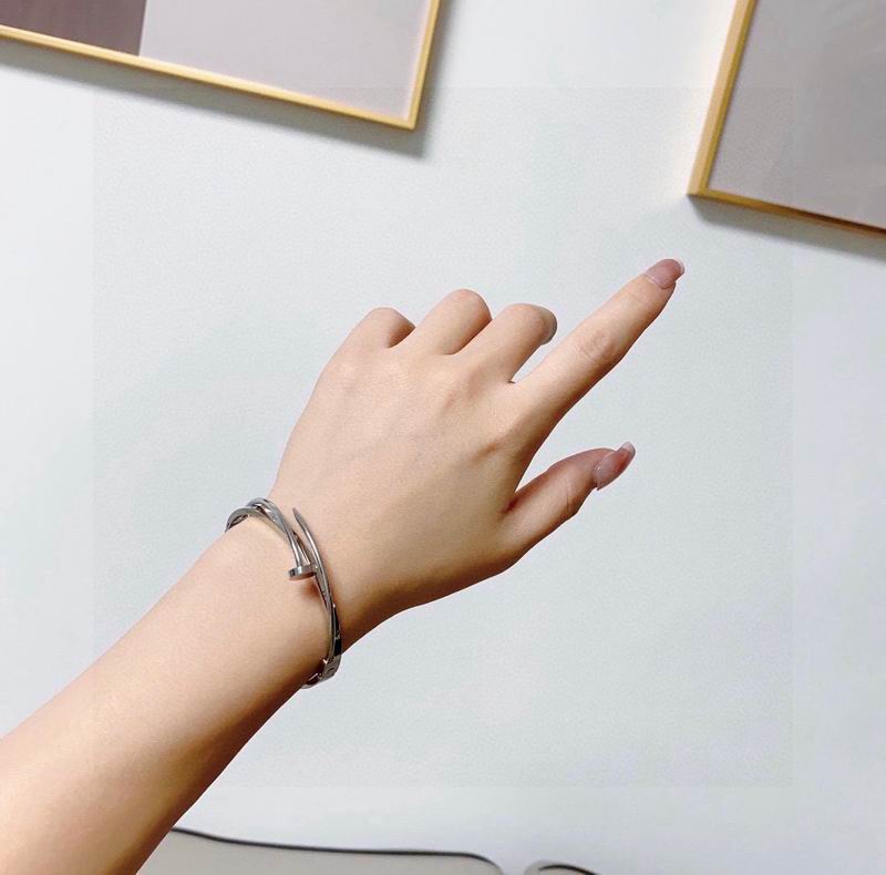 Cartier Bracelet 02yxs08 (2)