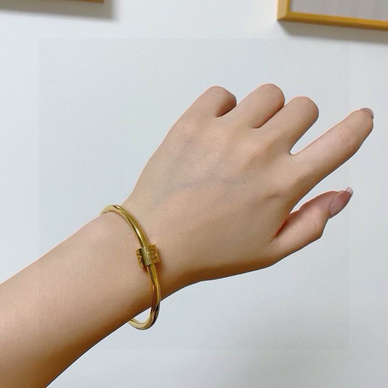 Cartier Bracelet 03yxs06 (2)