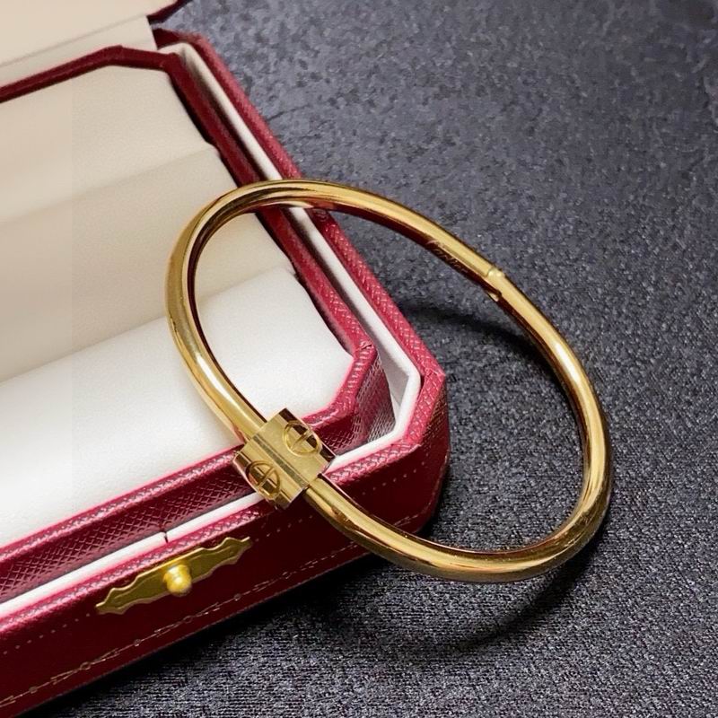 Cartier Bracelet 03yxs06 (7)