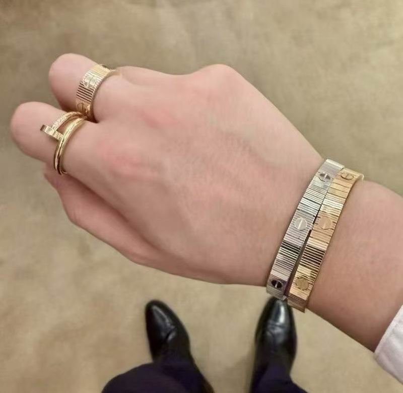 Cartier Bracelet 03yxs27 (3)