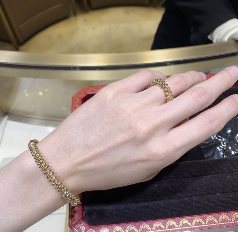 Cartier Bracelet 03yxs33 (6)