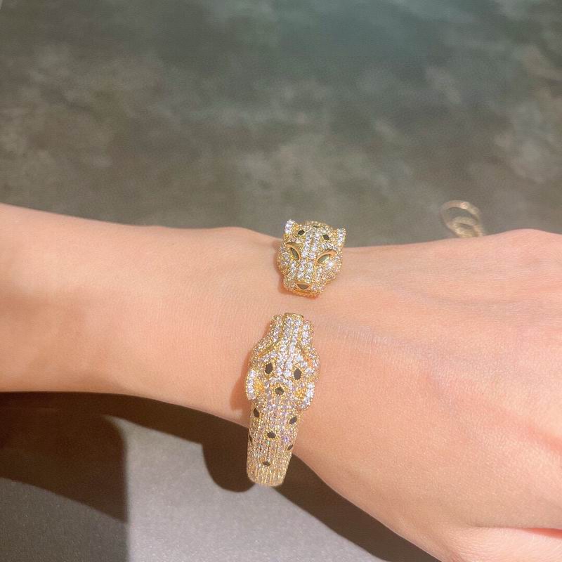 Cartier Bracelet 03yxs34 (8)