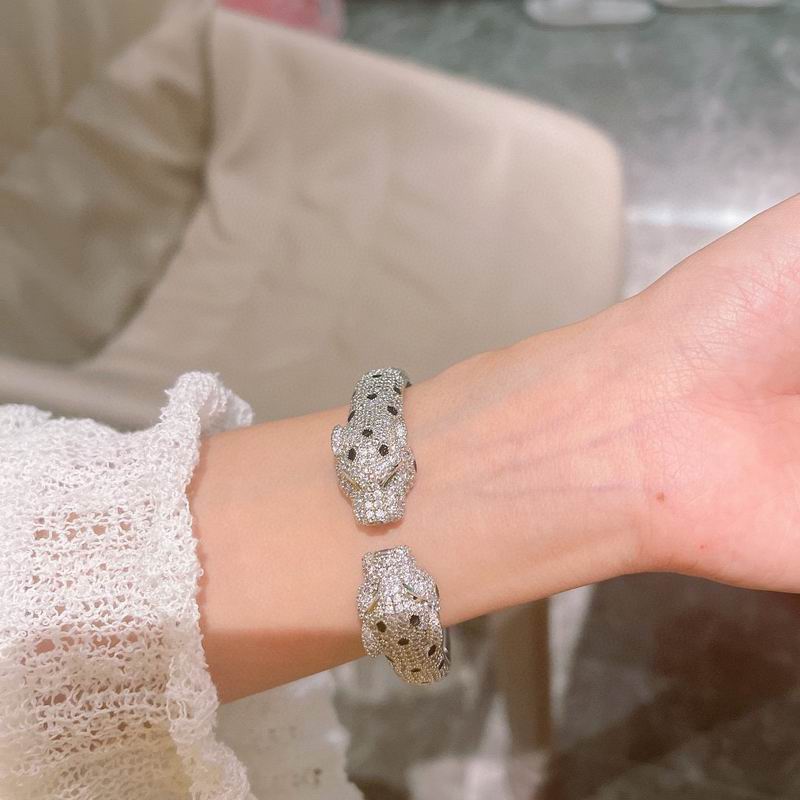 Cartier Bracelet 03yxs34 (9)