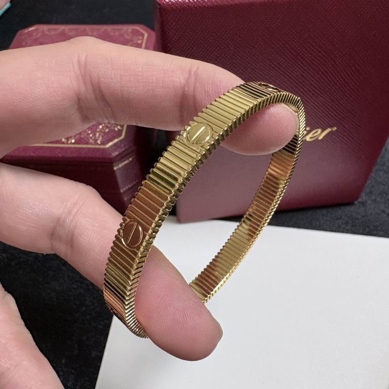 Cartier Bracelet 03yxs37 (9)