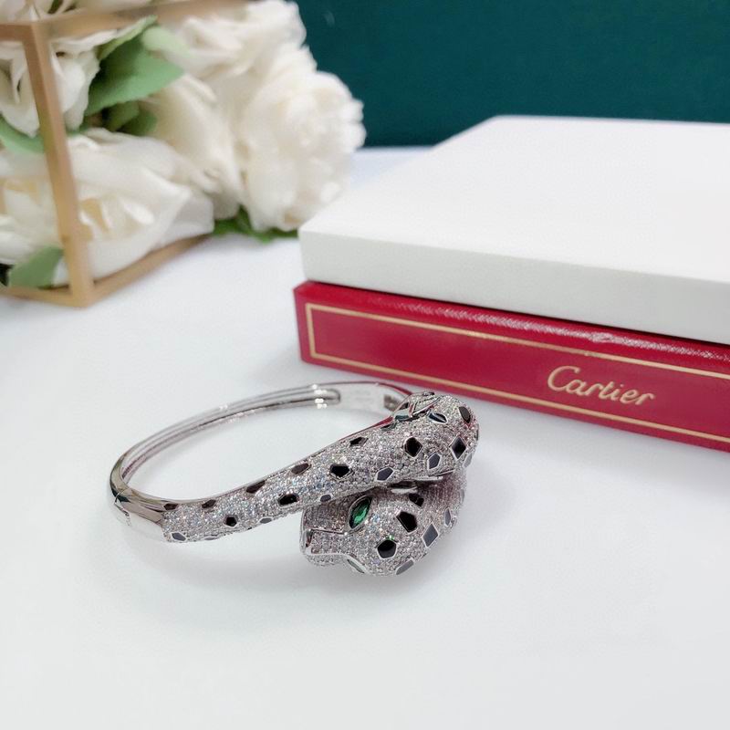 Cartier Bracelet 04yxs04 (3)