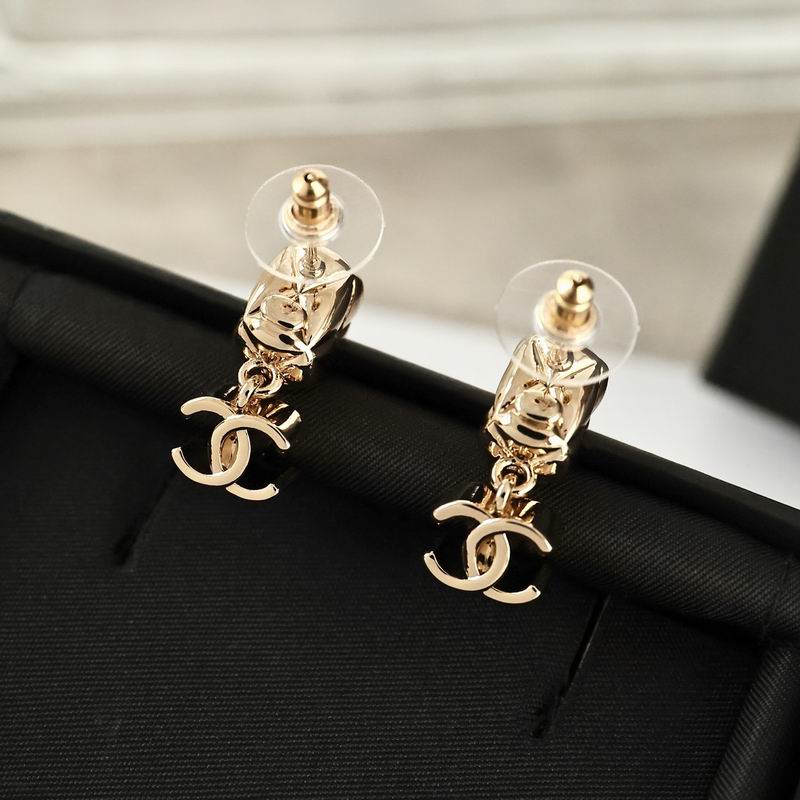 Chanel  Earring 04yxs396 (3)