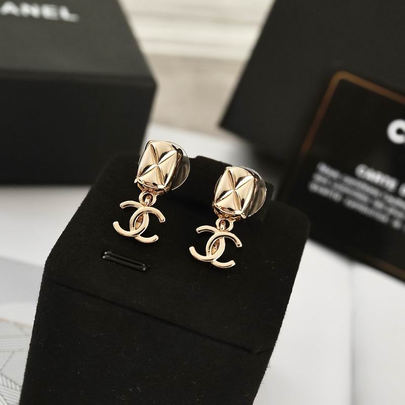 Chanel  Earring 04yxs396 (6)