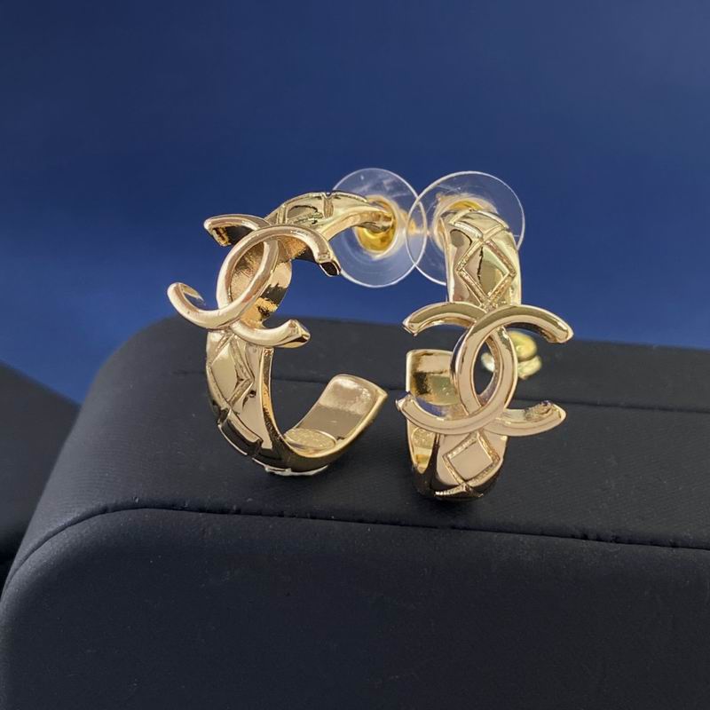 Chanel  Earring 04yxs404 (2)