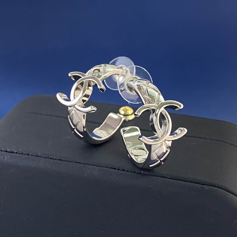 Chanel  Earring 04yxs404 (3)