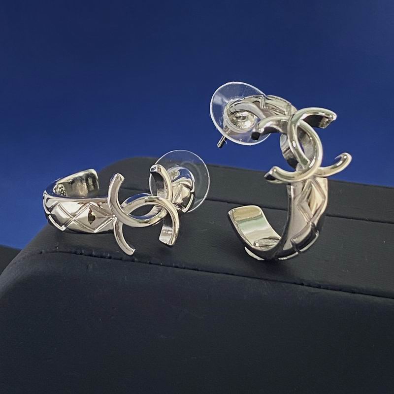 Chanel  Earring 04yxs404 (6)