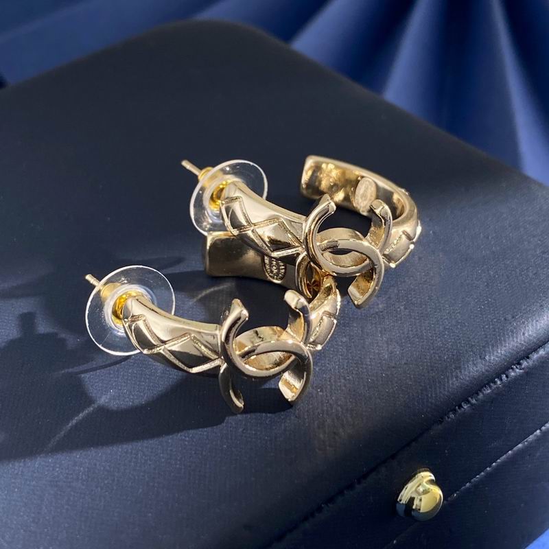 Chanel  Earring 04yxs404 (7)